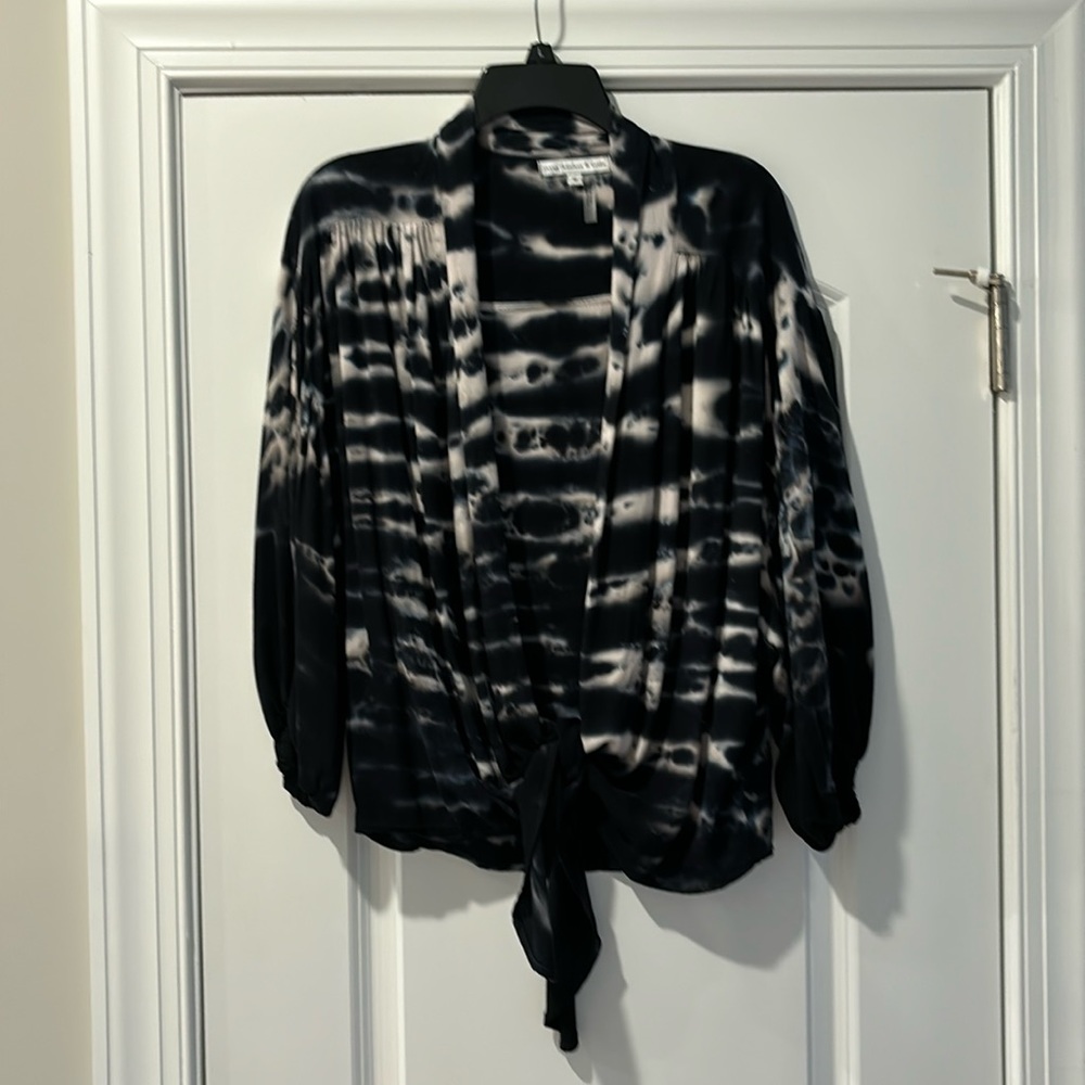 Young Fabulous & Broke Top, size Small